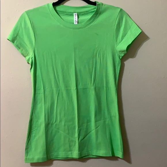 Lime green baby tee - Picture 3 of 3